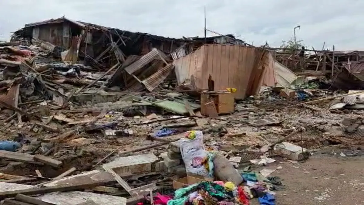 Asokore Mampong Municipal demolishes illegal structures in Sabon Zongon enclave