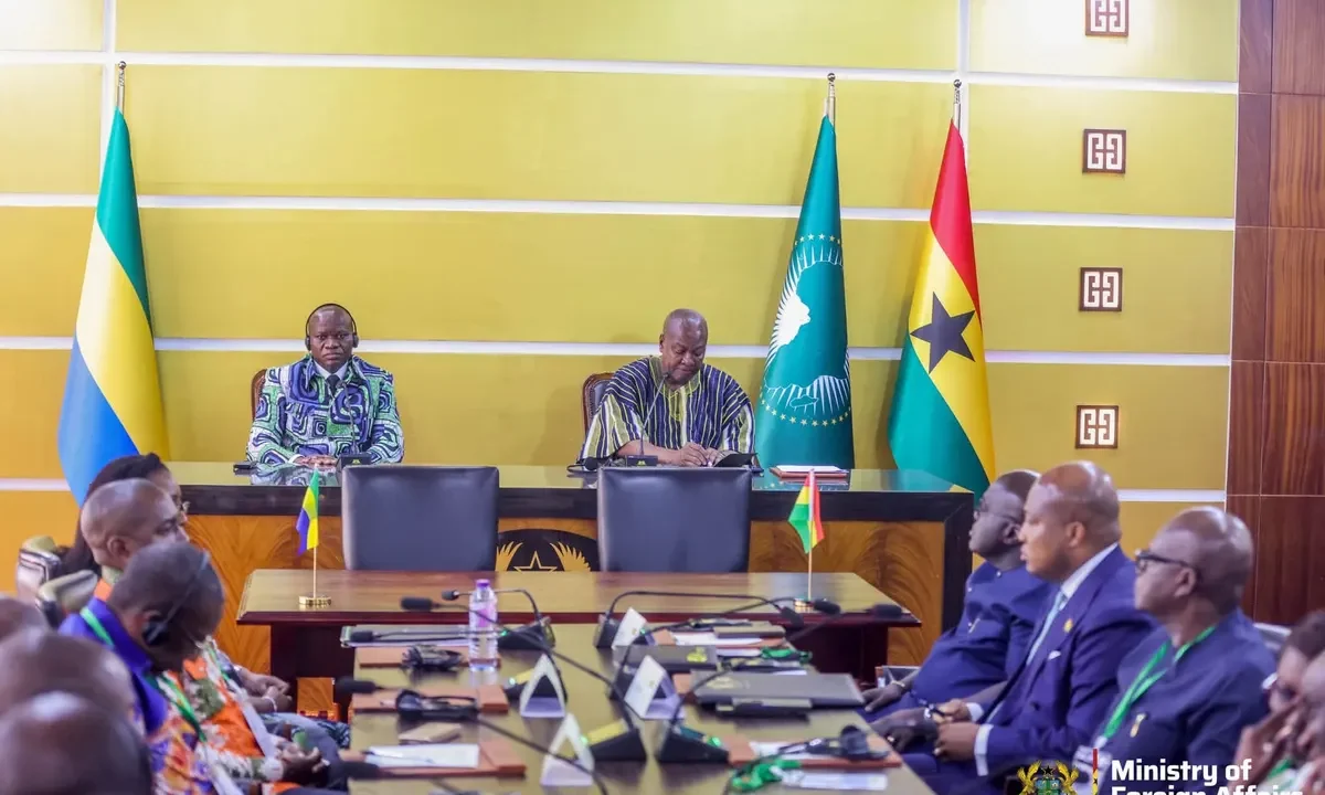 Gabon and Ghana sign MoU on political consultations and diplomats' training