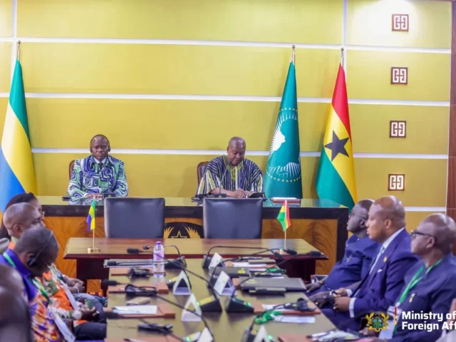 Gabon and Ghana sign MoU on political consultations and diplomats' training