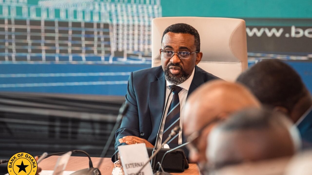 All six members of MPC voted to keep policy rate at 14%