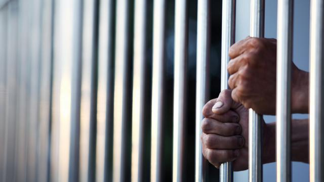 Driver jailed 15 years for attempted robbery