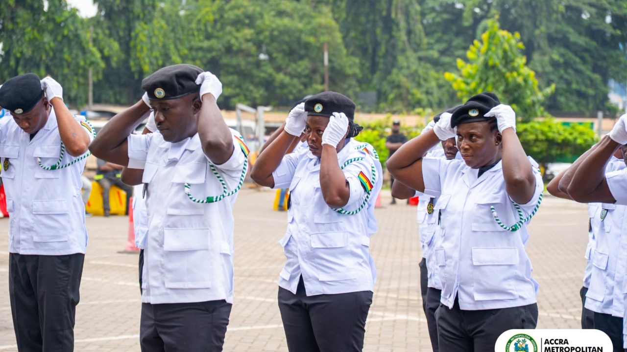 AMA passes out metro guards, warns against corruption