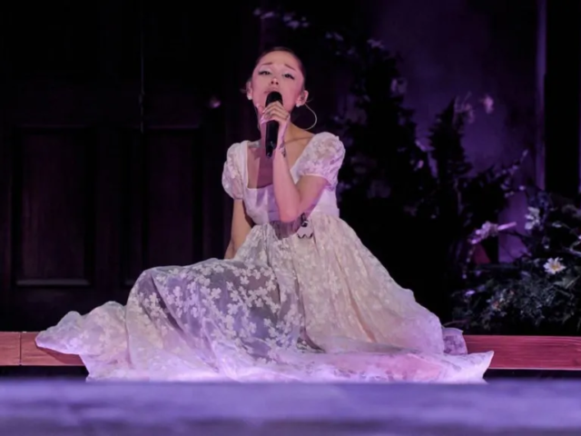 Ariana Grande leaves problems at home as her tour hits the UK