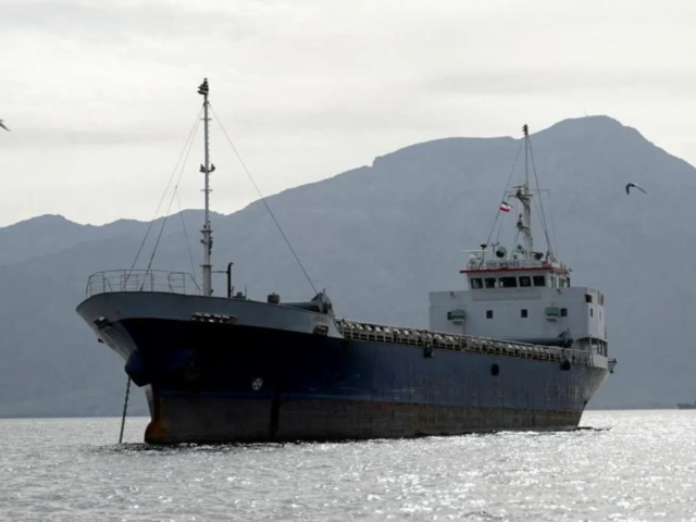 Oil prices fall on hopes Strait of Hormuz could reopen