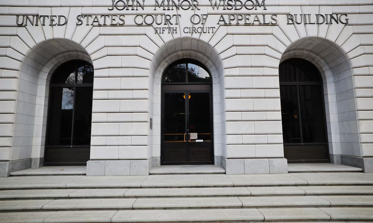 US appeals court considers reassigning case from judge over AI use