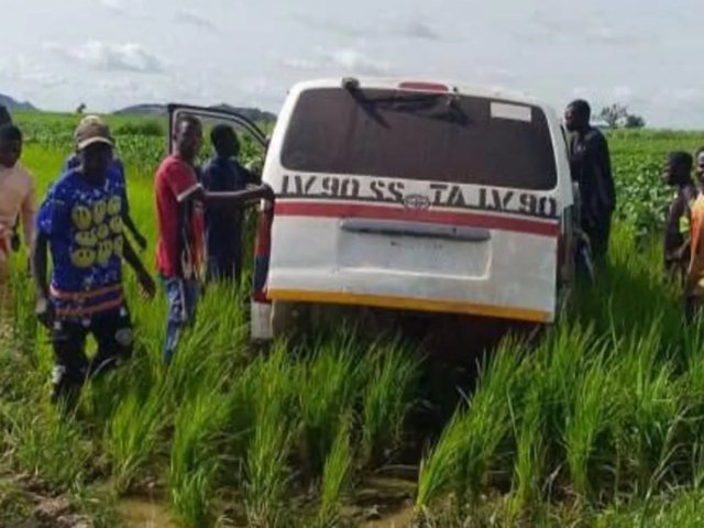 Nigerian army says it safely rescued 33 people kidnapped by gunmen