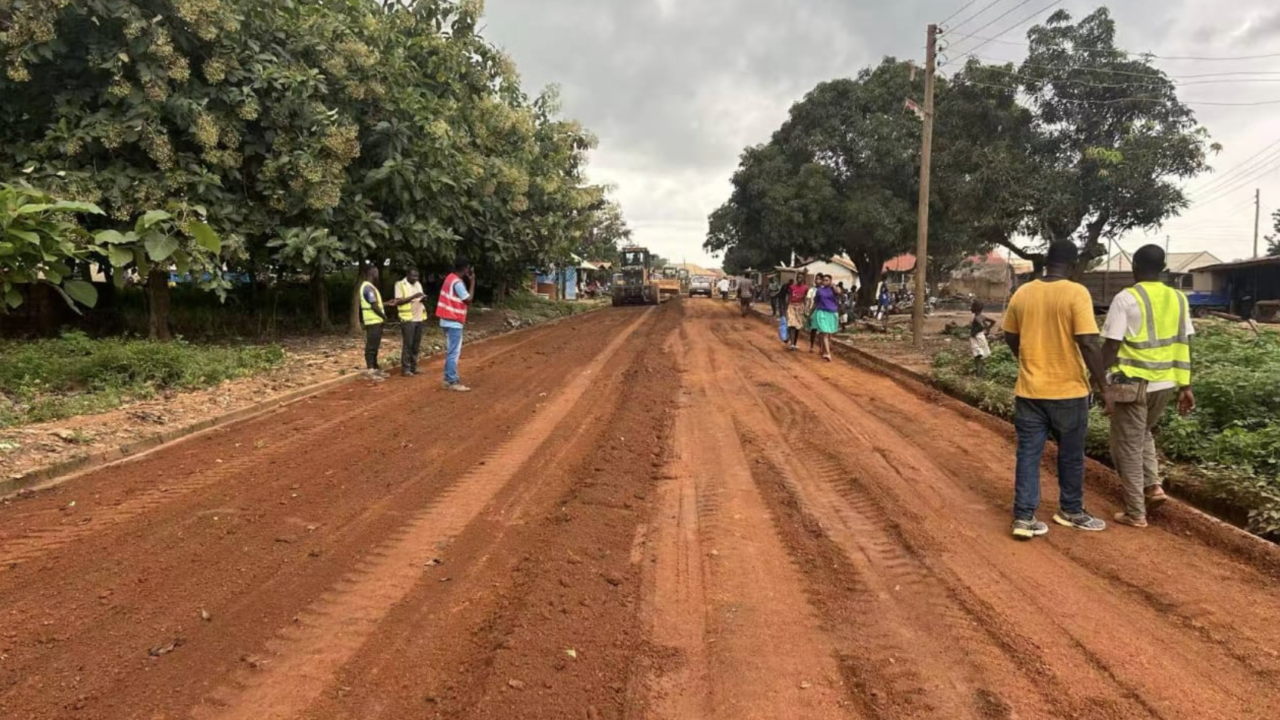 Kpassa-Merimeri road undergoes filling and levelling works to improve accessibility