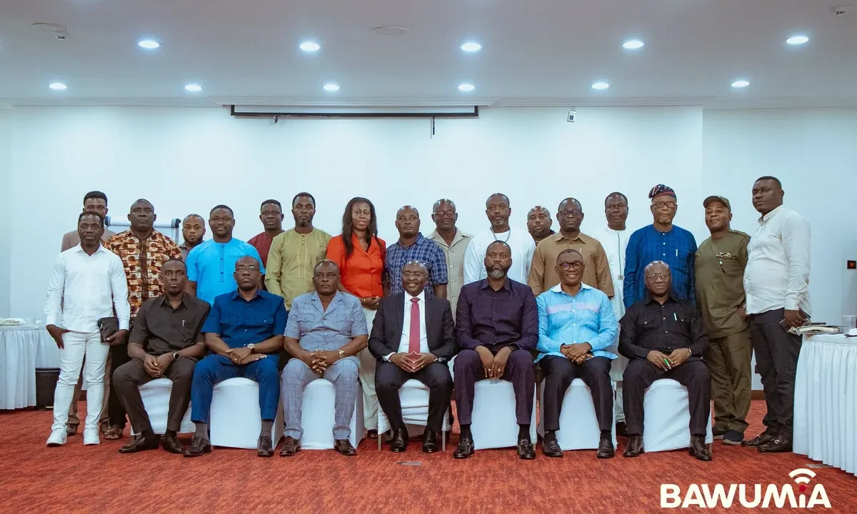 Bawumia discusses reforms to promote responsible mining with National Association of Small-Scale Miners