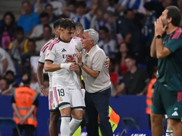 Debutant Espi gives Mourinho a winning Real Madrid return