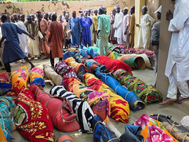 At least 50 killed, mostly children, as overloaded boat capsizes in Nigeria