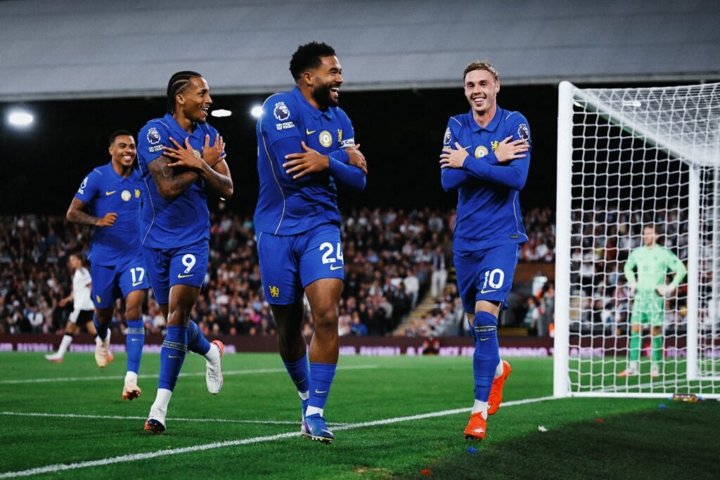 Palmer and Rodgers star in Chelsea win over Fulham