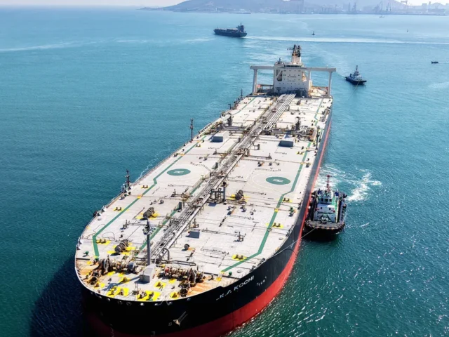 Oil prices drop 5% as US signals potential deal to reopen Strait of Hormuz