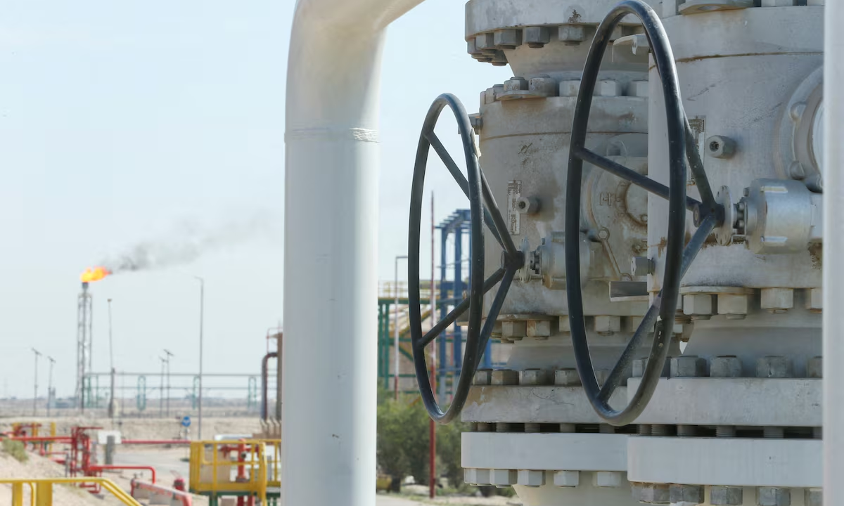 Oil set for second weekly rise as unsettled US-Iran war crimps supply