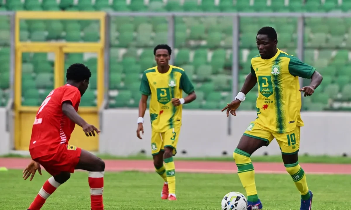 10-man Aduana FC stun Asante Kotoko at Baba Yara