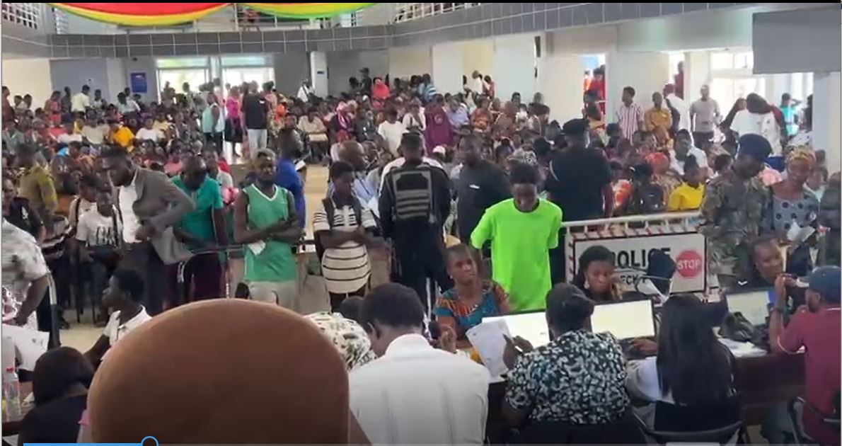 CSSPS deploys more personnel to ease delays at resolution centres