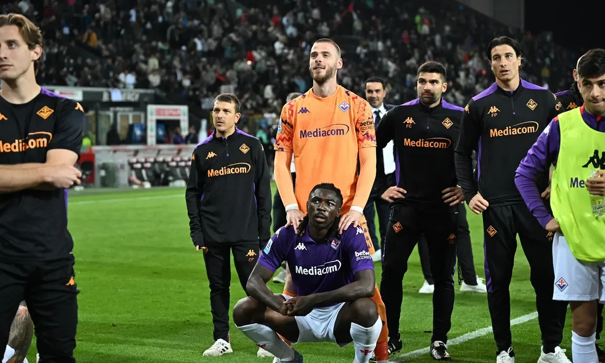 Fiorentina consider new contract for David De Gea
