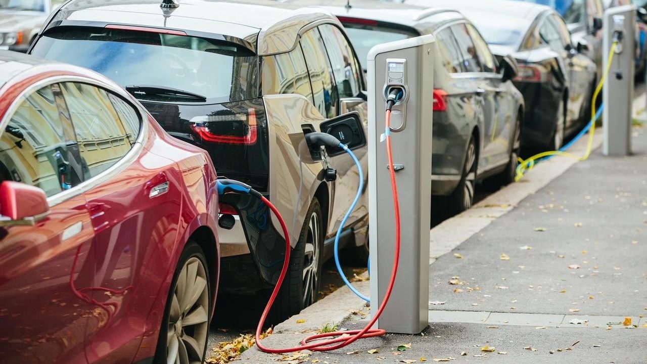 Regulating establishment of EV charging stations: my thoughts