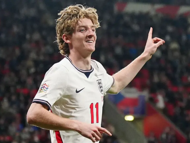 Kane and Gordon give England victory over Czech Republic in Nations League