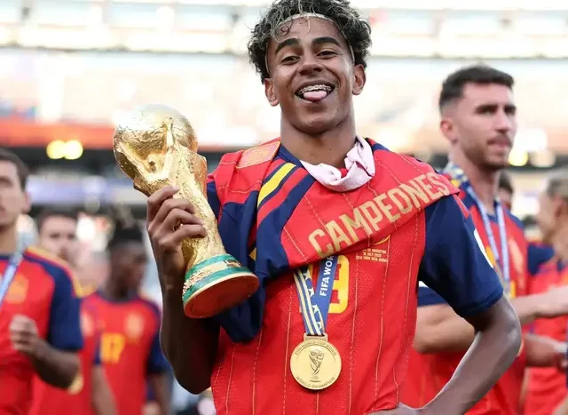 Ballon d’Or Power Rankings: Lamine Yamal leads race for Golden Ball ahead of Rodri and Kane