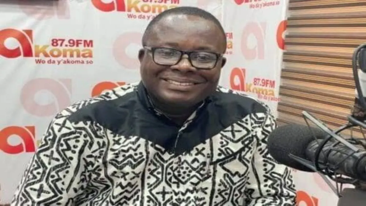 NPP should make flagbearer leader of the party – Political Analyst