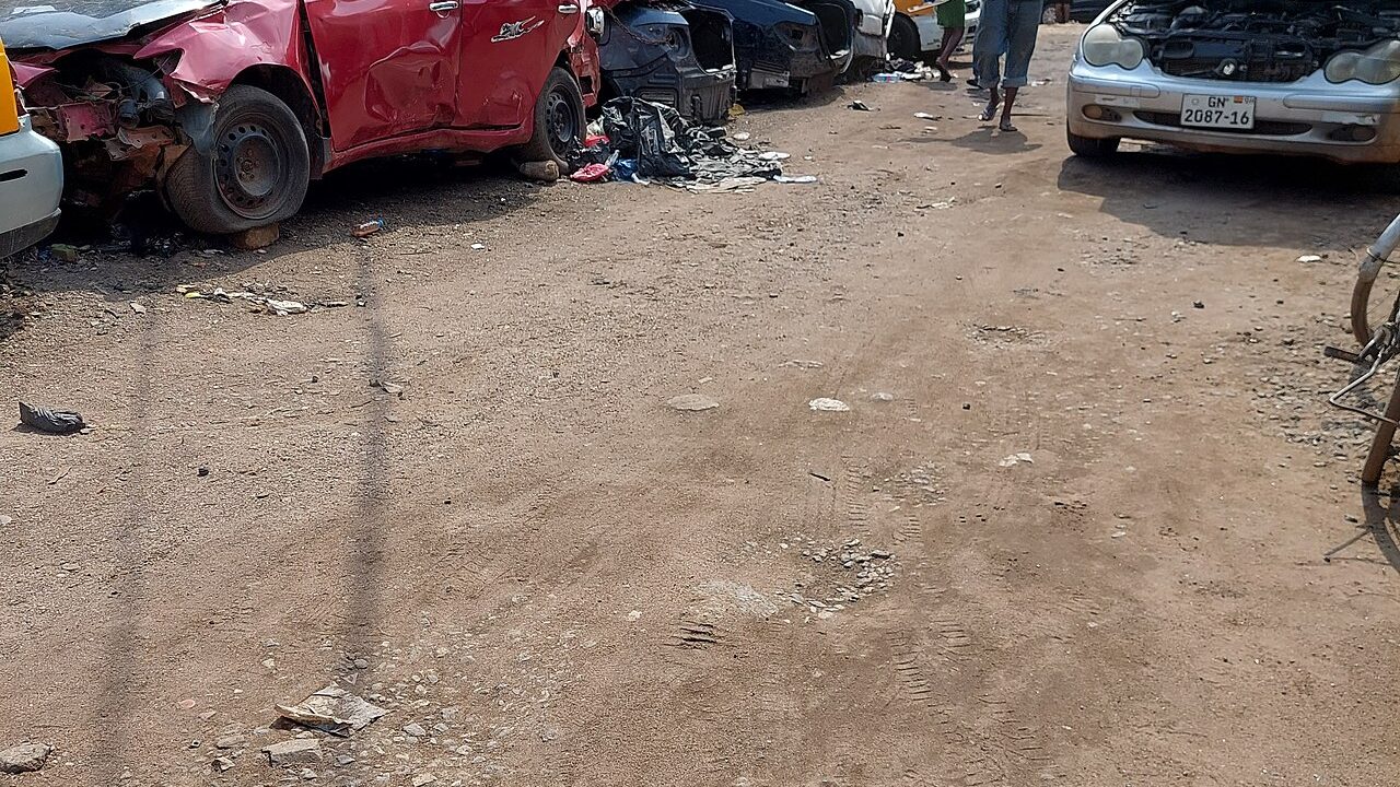Car scrap at Kokompe, Accra's mechanics' quarter
