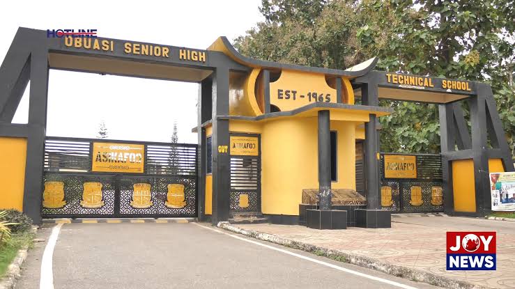 Adansi group petitions chief to reopen Obuasi SHTS, reinstate 38 teachers