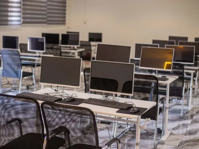 Visual Arts Class of 2006 of Fijai SHS equips the school's ICT lab