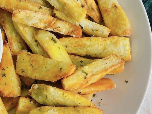 Fried yam in Ghana
