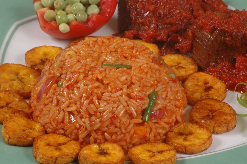 Jollof rice with dodo