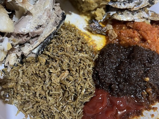 Kenkey with fried fish, sardines and shito