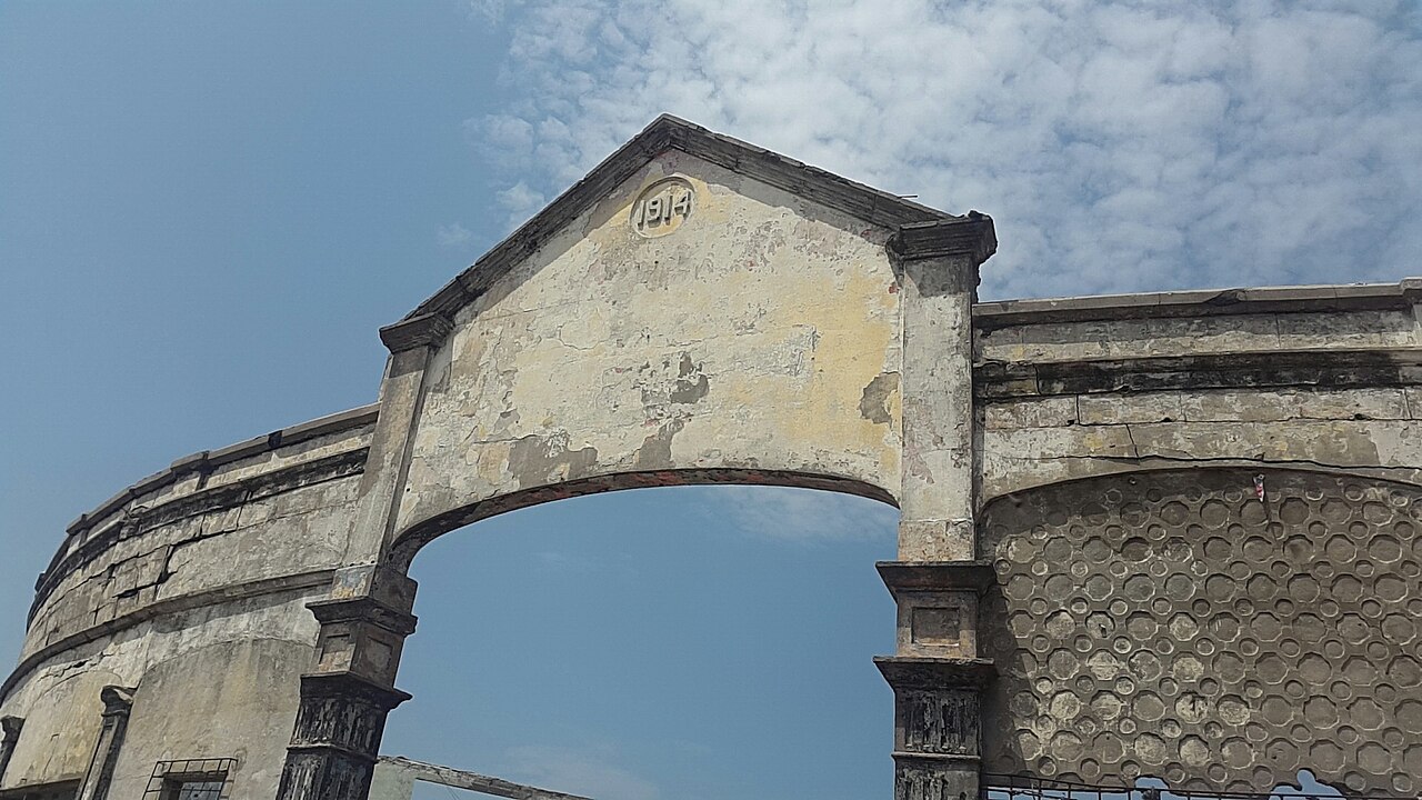 The 1914 colonial building of the old Kingsway store in Accra