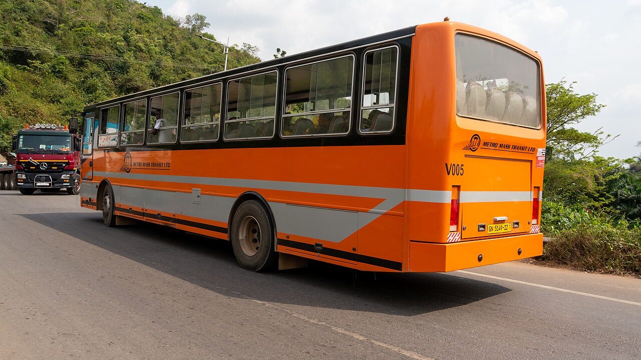 A Metro Mass Transit bus
