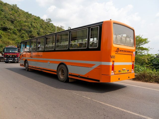 A Metro Mass Transit bus