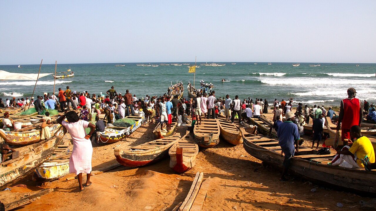 Fishermen coming in at Prampram