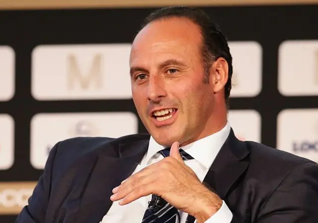 Ex-Spurs player Vega set to run for FIFA president