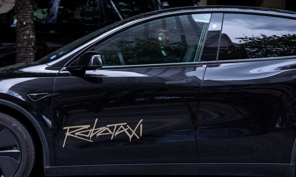 Tesla aims to sell Cybercab robotaxis by end of year despite federal probe