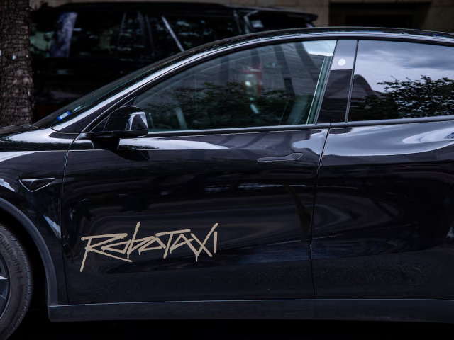 Tesla aims to sell Cybercab robotaxis by end of year despite federal probe