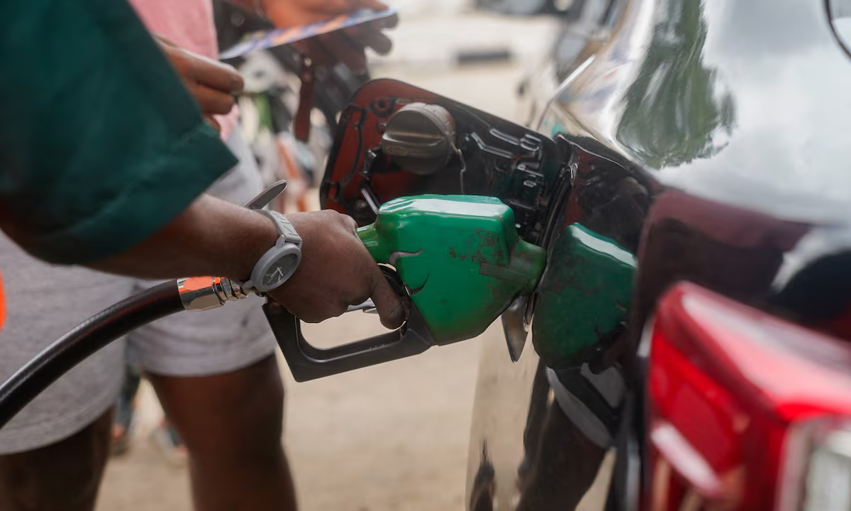 Trump faces growing backlash over plans to import diesel from Russia